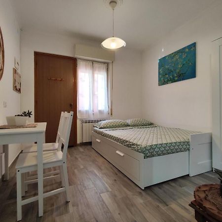Apartmán Da Dharma Ventimiglia Exteriér fotografie
