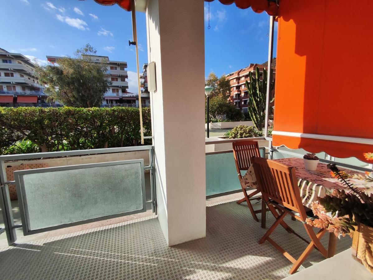 Apartmán Da Dharma Ventimiglia Exteriér fotografie